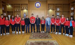 DPÜ Hentbol takımlarından Türkiye Şampiyonası'nda büyük başarı