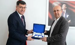 Başkan Kahveci'den Kırşehir Belediye Başkanı Ekicioğlu'na ziyaret
