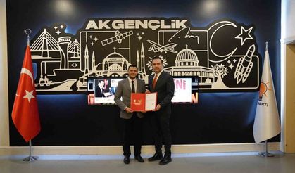 AK Parti Kütahya İl Gençlik Kolları Başkanlığına Oğuzhan İnce atandı