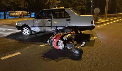 Kütahya'da otomobil motosikletle çarpıştı: 1 yaralı