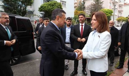 MHP'den KUTSO'ya hayırlı olsun ziyareti