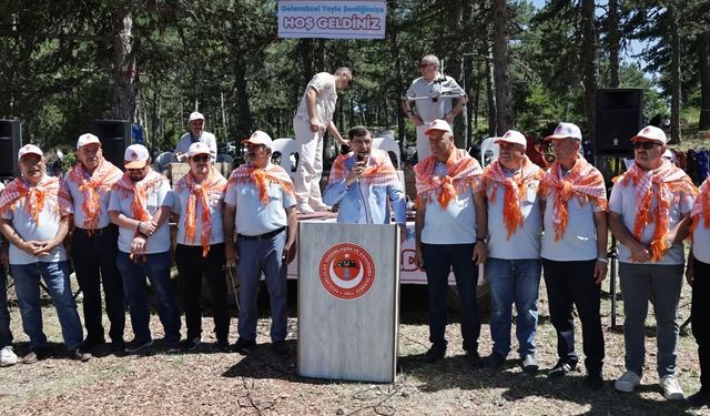 Eyüp Kahveci, Akoluk Köyü Yayla Şenliği'nde vatandaşlarla buluştu