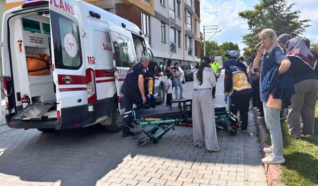 Tavşanlı'da motosiklet devrildi: 2 yaralı
