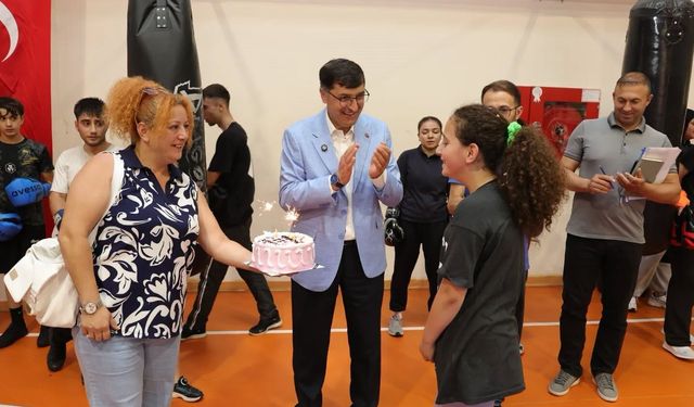 Başkan Kahveci: 'Gençlerimizin sportif gelişiminin yanındayız'