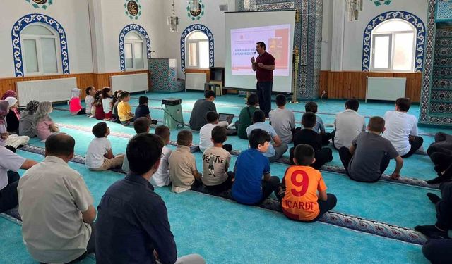 Hisarcık'ta Yaz Kur'an Kurslarında öğrenciler bilinçlendiriliyor