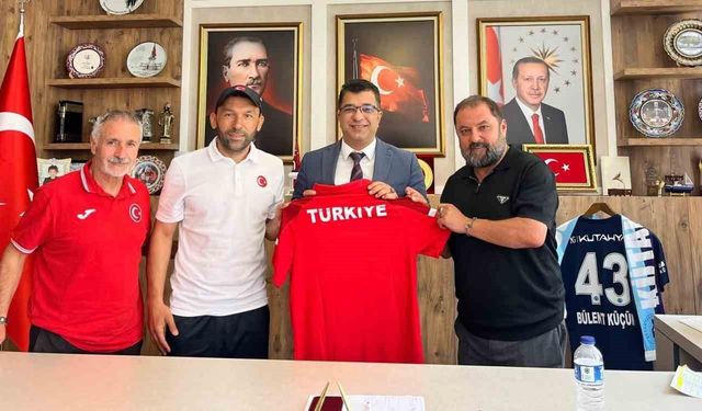 İşitme Engelliler Genç Futsal Milli Takımı Avrupa mesaisi için Kütahya'da