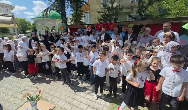 Kütahya Selimiye Kur'an Kursu'nda Çocuk Şenliği coşkusu