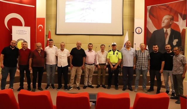 Kütahya'da makam şoförlerine trafik güvenliği eğitimi