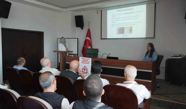 Kütahya'da OBM personeline KKKA hastalığına karşı bilgilendirme eğitimi