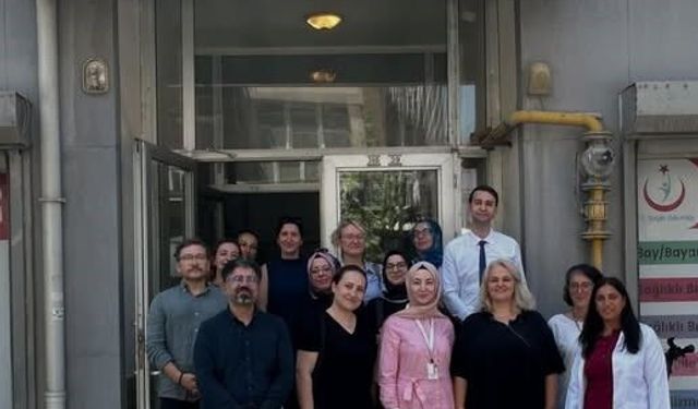 Kütahya'da Sağlıklı Hayat Merkezi'nin çalışmaları hekimlere tanıtıldı
