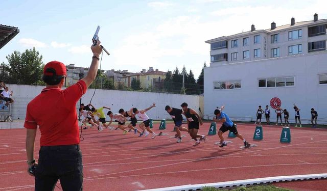 Naili Moran Yaş Grupları Atletizm Yarışmaları Kütahya'da tamamlandı