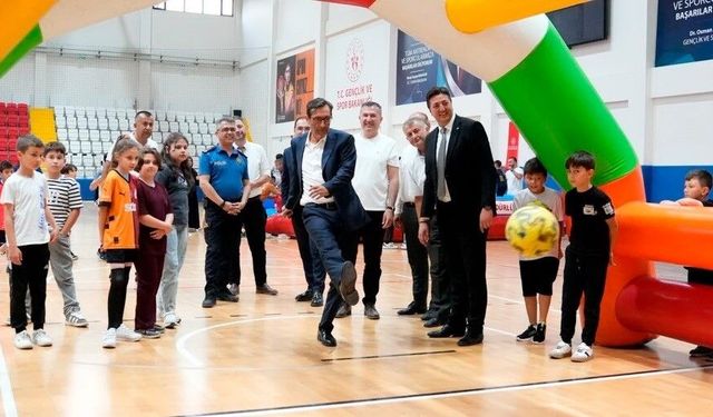 Tavşanlı yaz okulları görkemli törenle kapılarını açtı
