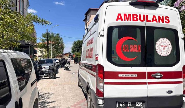 Tavşanlı'da otomobil ile motosiklet çarpıştı: 1 yaralı