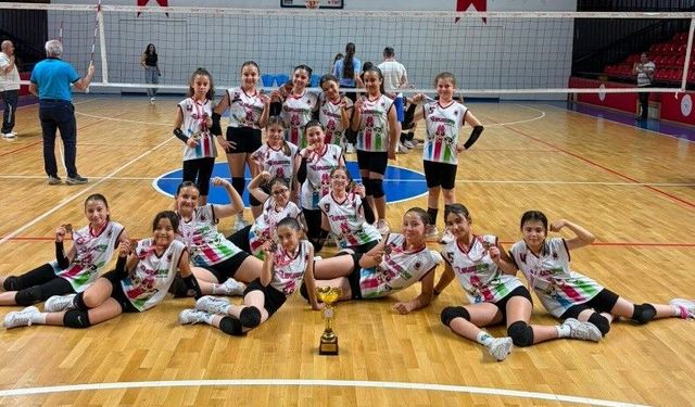 TKİ Tavşanlı Linyitspor'un voleybol başarısı