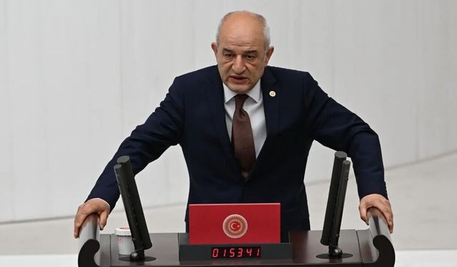 Kasap’tan Yeni Parti çıkışı  “Ateşten gömlek değil, havludan bornoz”