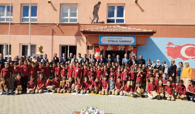 Altıntaş'ta İlköğretim Haftası coşkuyla kutlandı