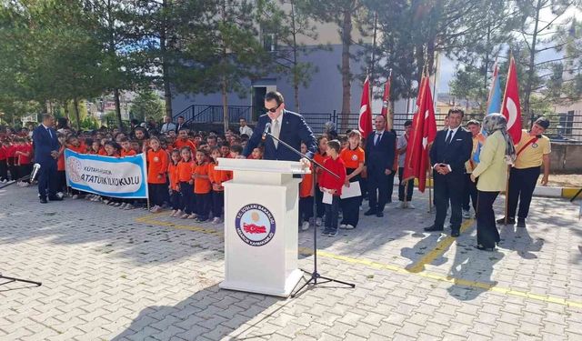 Hisarcık'ta İlköğretim Haftası coşkuyla kutlandı