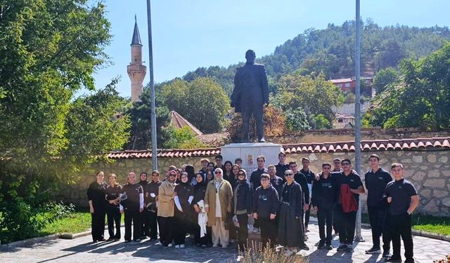 Lise öğrencileri Kütahya'nın tarihi mirasını keşfetti