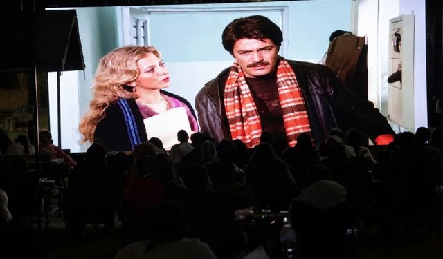 Kütahya'da açık hava sineması keyfi