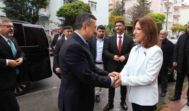 MHP'den KUTSO'ya hayırlı olsun ziyareti