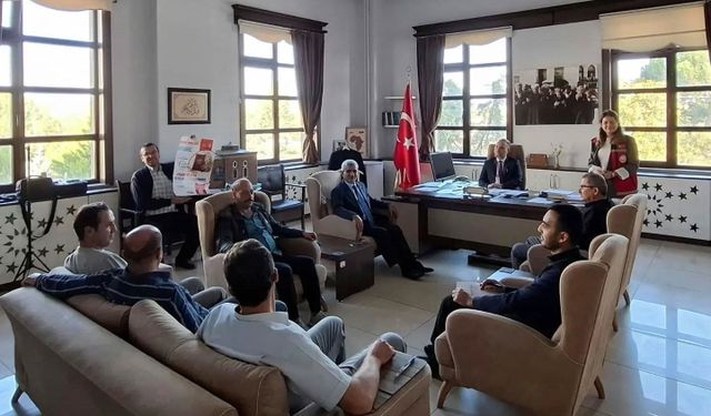Simav'da Müftülük personeline aile eğitimi verildi