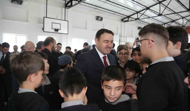 Vali Musa Işın, imam hatip lisesi öğrencileriyle buluştu