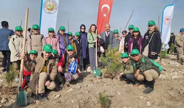 Kütahya 'Geleceğe Nefes, İnsanlığa Nefes' oldu