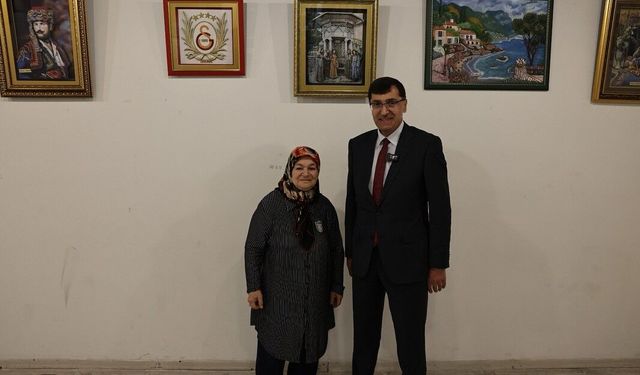 Kütahya’da kağıt rölyef sergisi