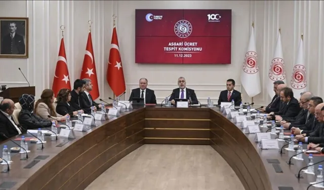 Asgari ücret pazarlığında masada 4 işçi de olacak