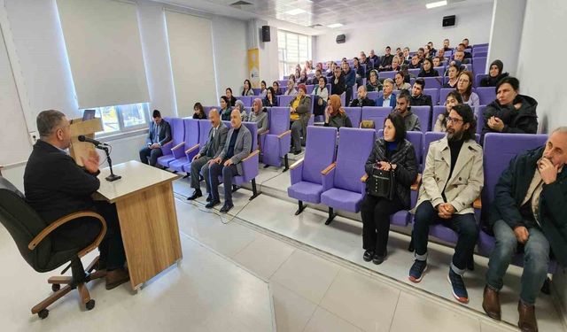 Kütahya’da, "Küresel Kültür Makinası" başlıklı söyleşi
