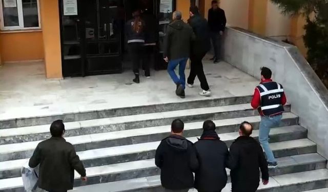 Çaldıkları araçları “change” yaparak satan 4 kişi tutuklandı