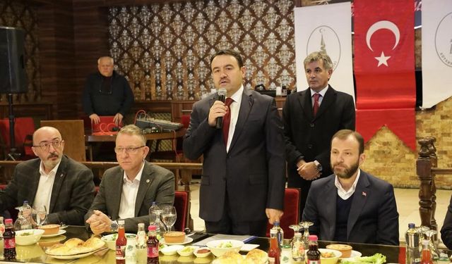 Vali Musa Işın, köy muhtarlarıyla bir araya geldi