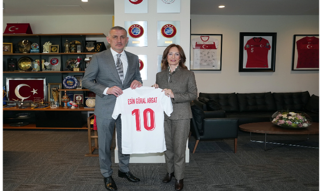 Kütso Yönetim Kurulu Başkanı Esin Güral Argat  “Futbolun marka değeri Anadolu kulüpleriyle yükselir”