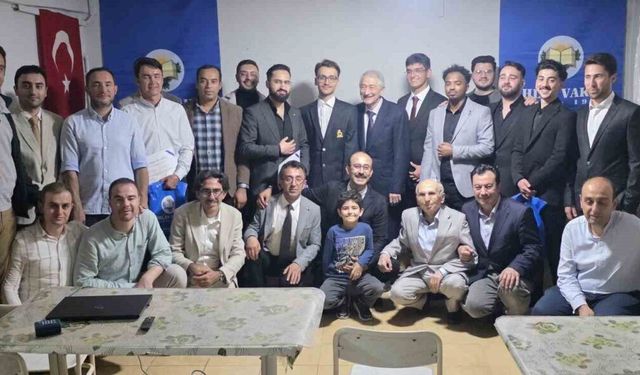 İhlas Vakfı Kütahya Huzur Erkek Öğrenci Yurdu’nda mezuniyet heyecanı
