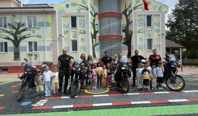 Kütahya’da Yunus Timleri, minik öğrencilerle buluştu