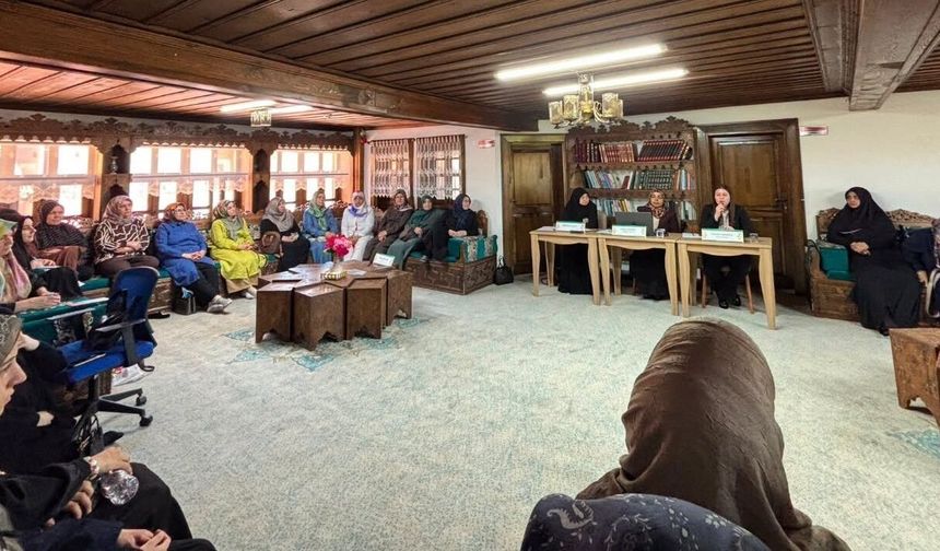 Kütahya İl Müftülüğü'nden 'Bir Yetime Aile Olmak' paneli