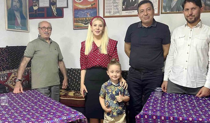 Altıntaş Kaymakamı Yıldırım, Zafertepe Çalköy'deki aşure programına katıldı