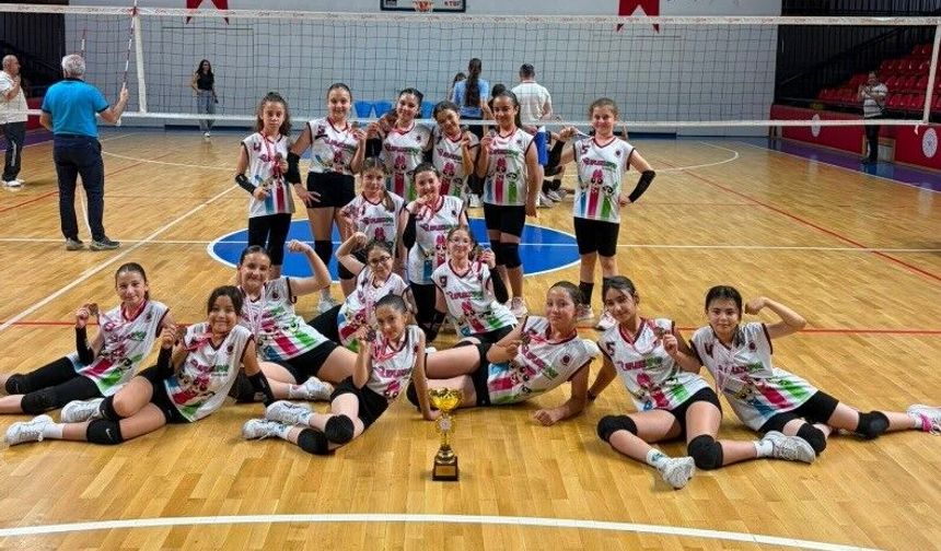 TKİ Tavşanlı Linyitspor'un voleybol başarısı