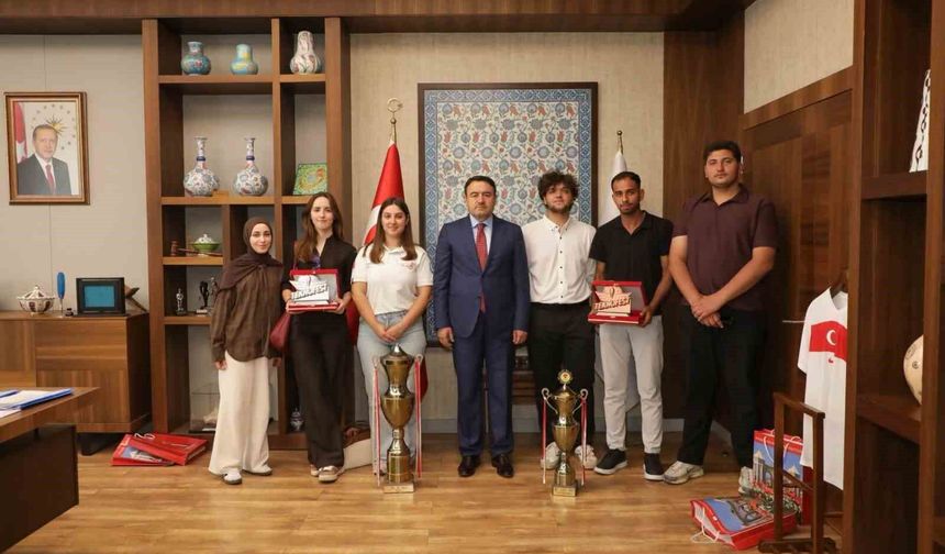 Vali Işın, DUSCART Takımı'nı ağırladı
