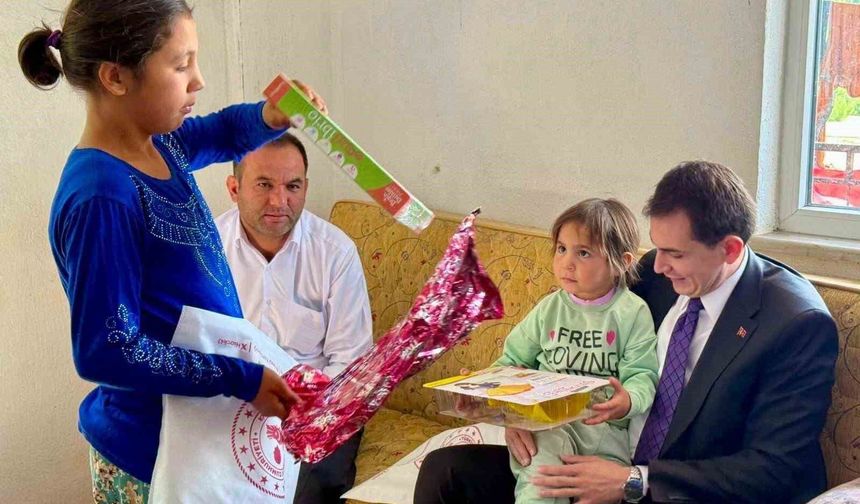 Hisarcık Kaymakamı Atam'dan Kurtdere Köyünde aile ziyareti