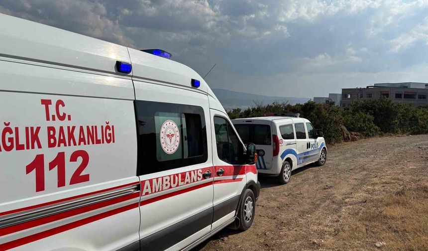 Kütahya'da boş arazide bir kişi ölü bulundu