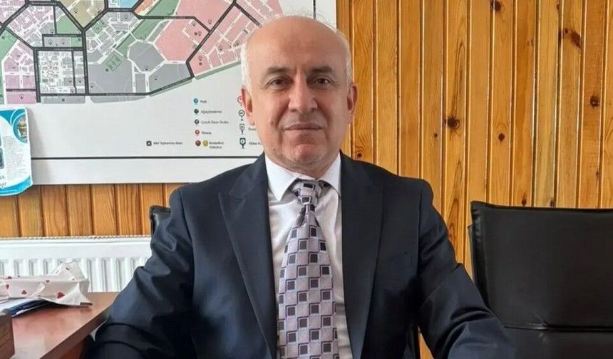 Kütahya'da Doç. Dr. Hasan Basri Karayel'e uluslararası onur
