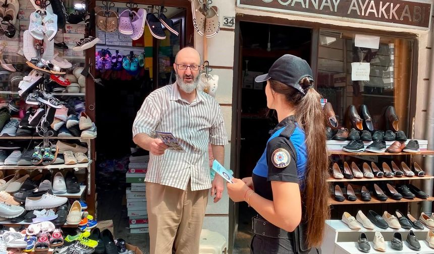Kütahya'da polis ekipleri vatandaşları telefon dolandırıcılığına karşı uyardı
