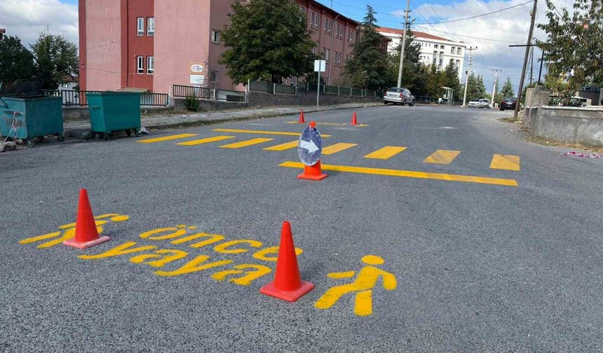 Tavşanlı'da okul bölgelerinde trafik güvenliği artırılıyor