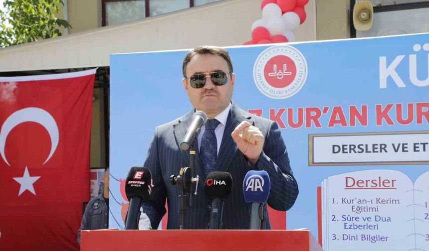 Vali Işın: 'Çocukları korumanın tek yolu İslami ahlak ve terbiyedir'
