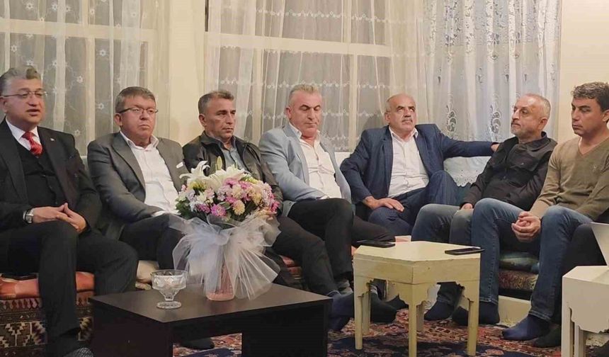 Kütahya'da merhum ressam Ahmet Yakupoğlu'nun evinde Ahi Gecesi düzenlendi