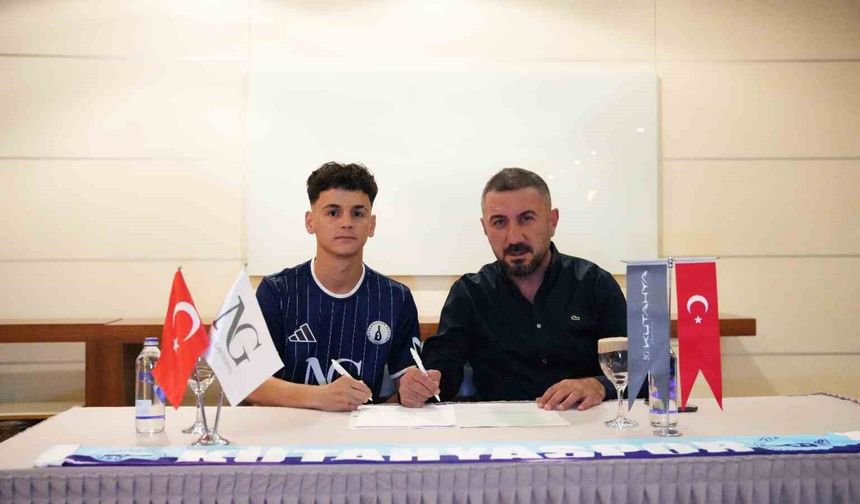 Kütahyaspor'dan genç transfer: Adem Yeşilyurt kadroda