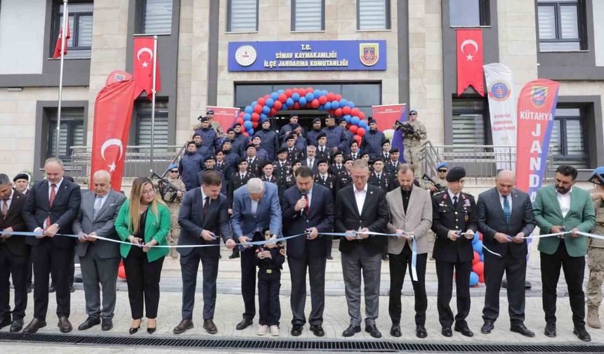 Simav İlçe Jandarma Komutanlığı'nın yeni hizmet binası açıldı