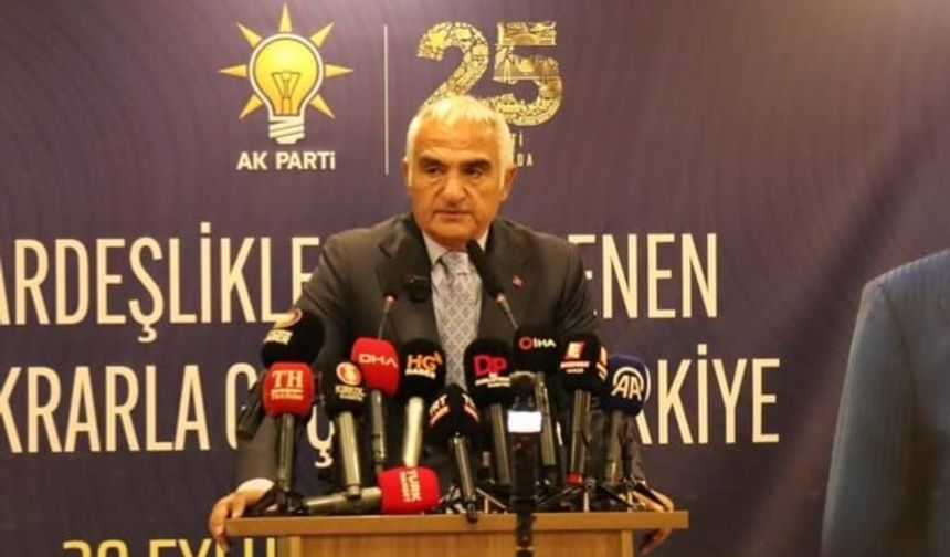 Kültür ve Turizm Bakanı Mehmet Nuri Ersoy Kütahya’da "Türkiye olarak kendi yolunu çizebilen ender ülkelerdeniz"