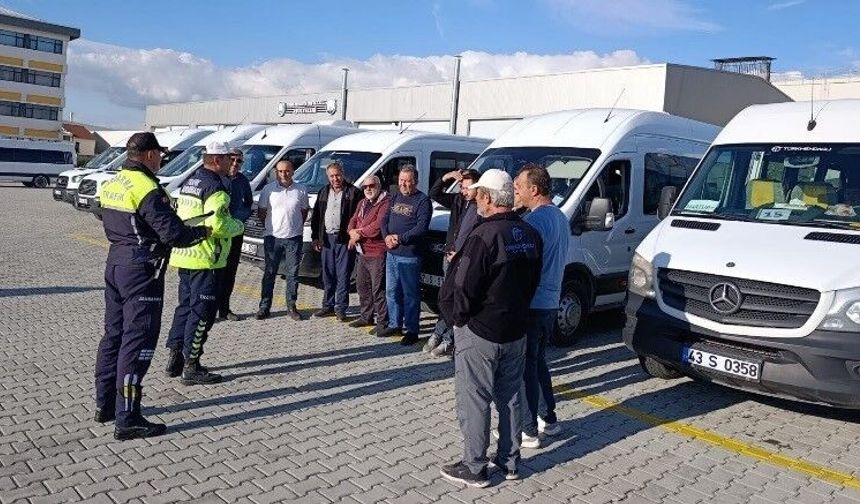 Kütahya Jandarması'ndan güvenli taşımacılık için denetim